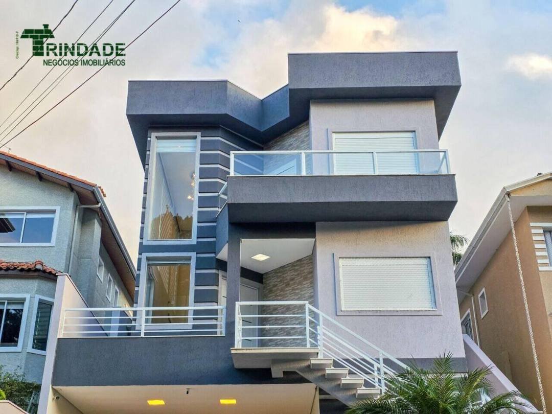 Casa com 4 dormitórios, 297 m², foto 2 de 68