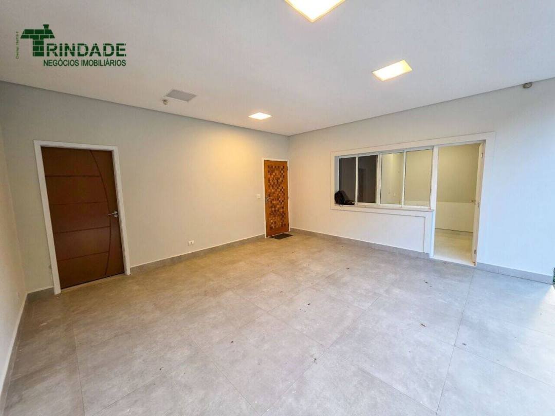 Casa com 4 dormitórios, 297 m², foto 3 de 68