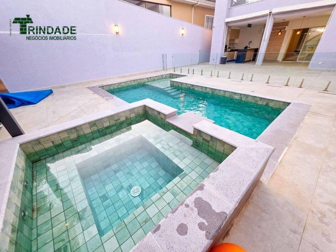 Casa com 4 dormitórios, 297 m², foto 35 de 68
