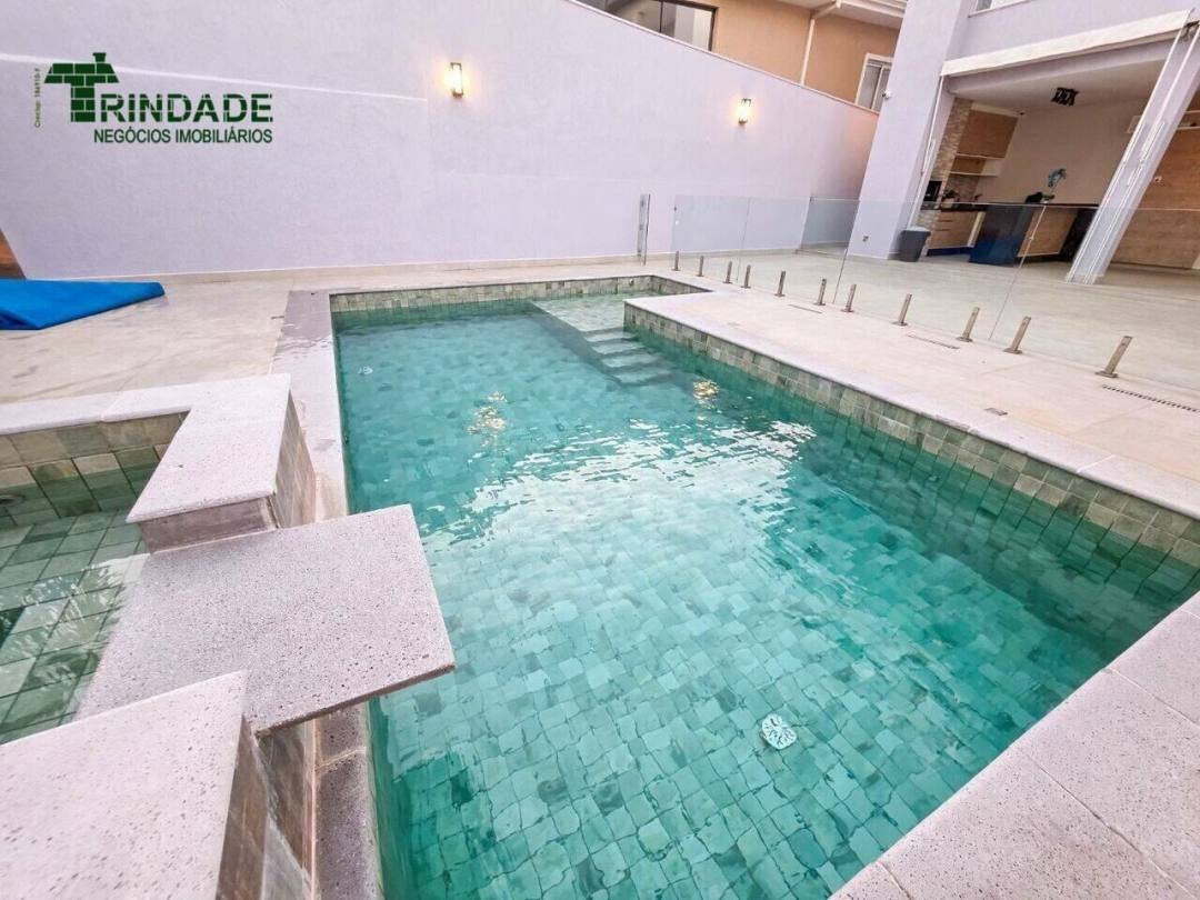 Casa com 4 dormitórios, 297 m², foto 36 de 68
