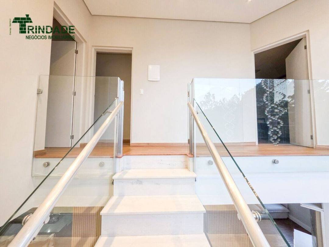 Casa com 4 dormitórios, 297 m², foto 39 de 68
