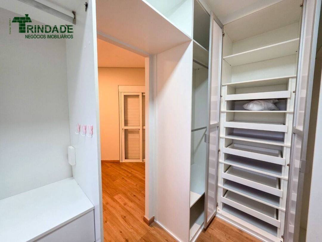 Casa com 4 dormitórios, 297 m², foto 46 de 68