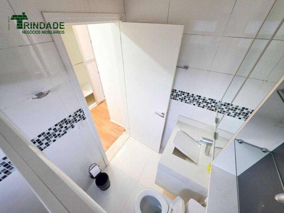 Casa com 4 dormitórios, 297 m², foto 49 de 68
