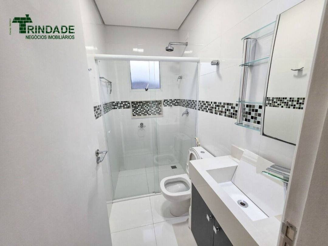 Casa com 4 dormitórios, 297 m², foto 56 de 68