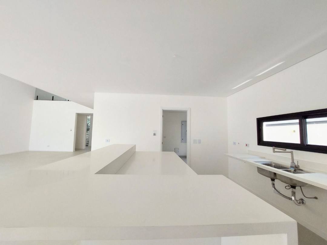 Casa de 377 m² Granja Viana, foto 18 de 71