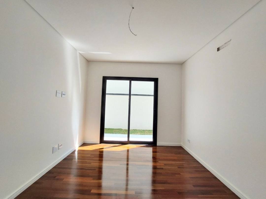 Casa de 377 m² Granja Viana, foto 23 de 71