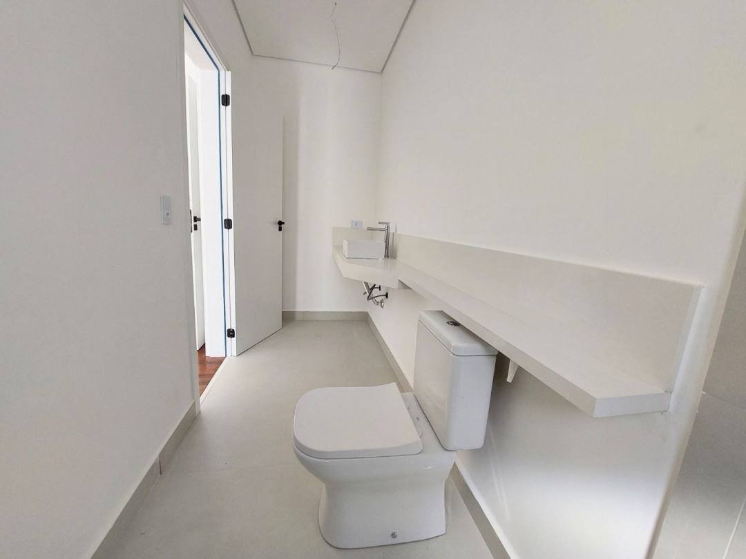 Casa de 377 m² Granja Viana, foto 26 de 71