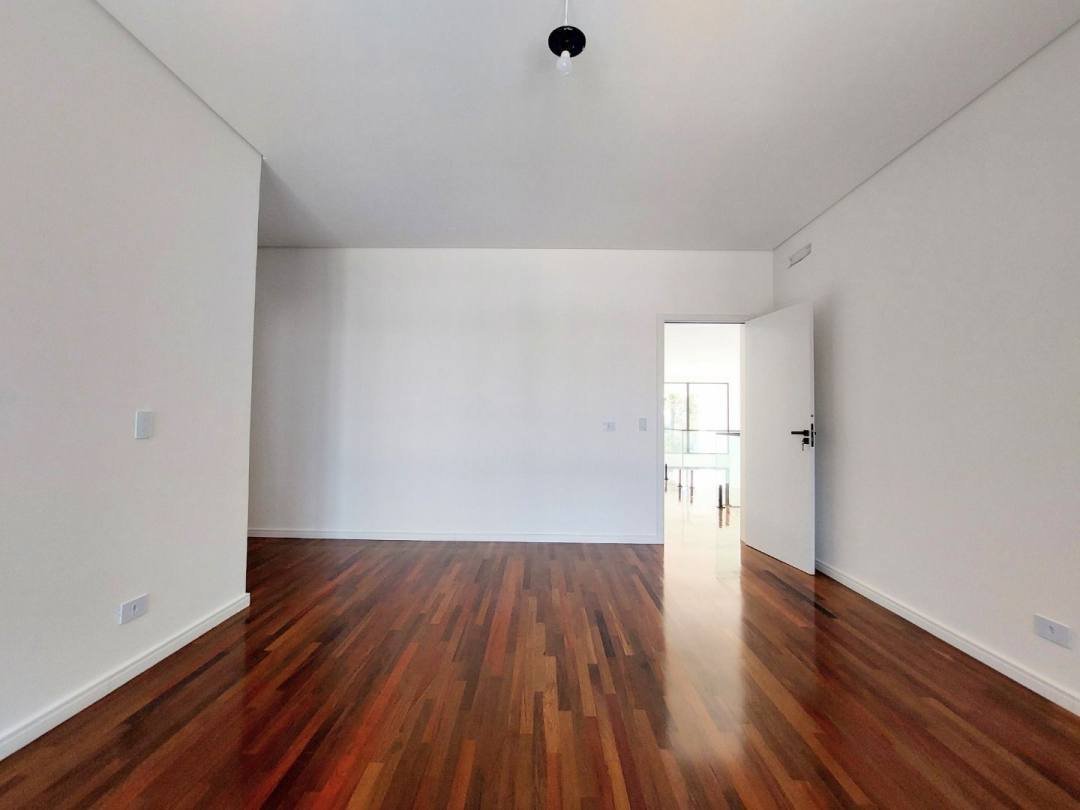 Casa de 377 m² Granja Viana, foto 34 de 71