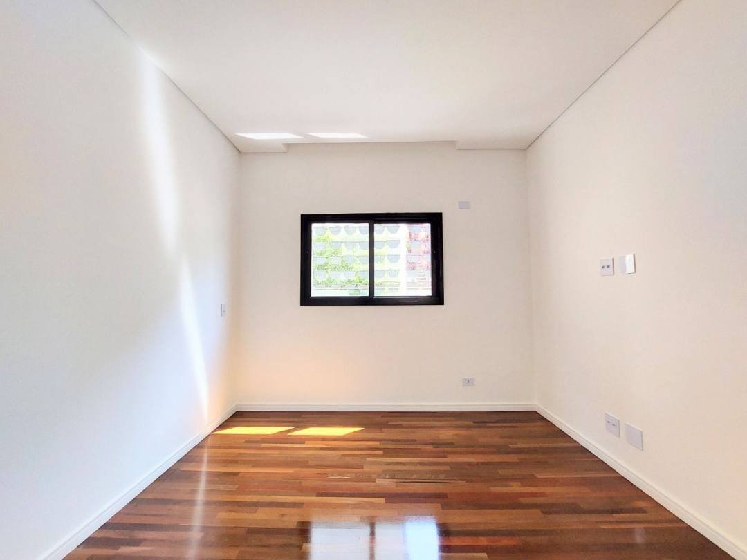Casa de 377 m² Granja Viana, foto 36 de 71