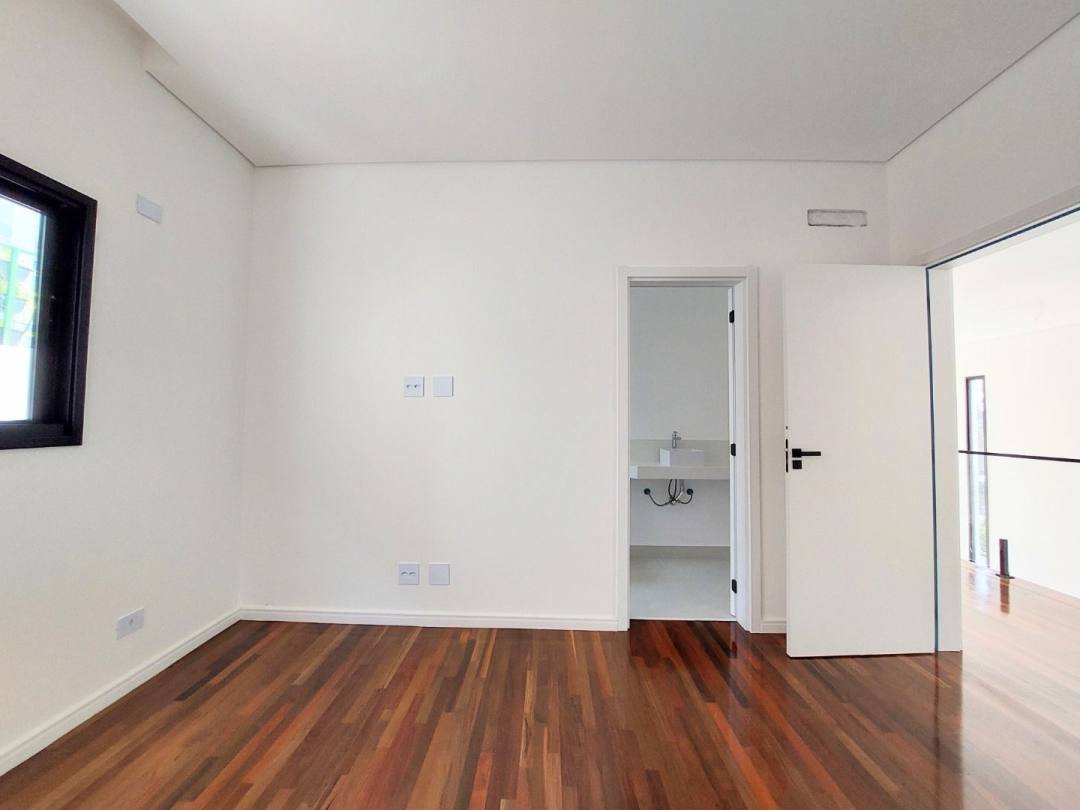 Casa de 377 m² Granja Viana, foto 38 de 71