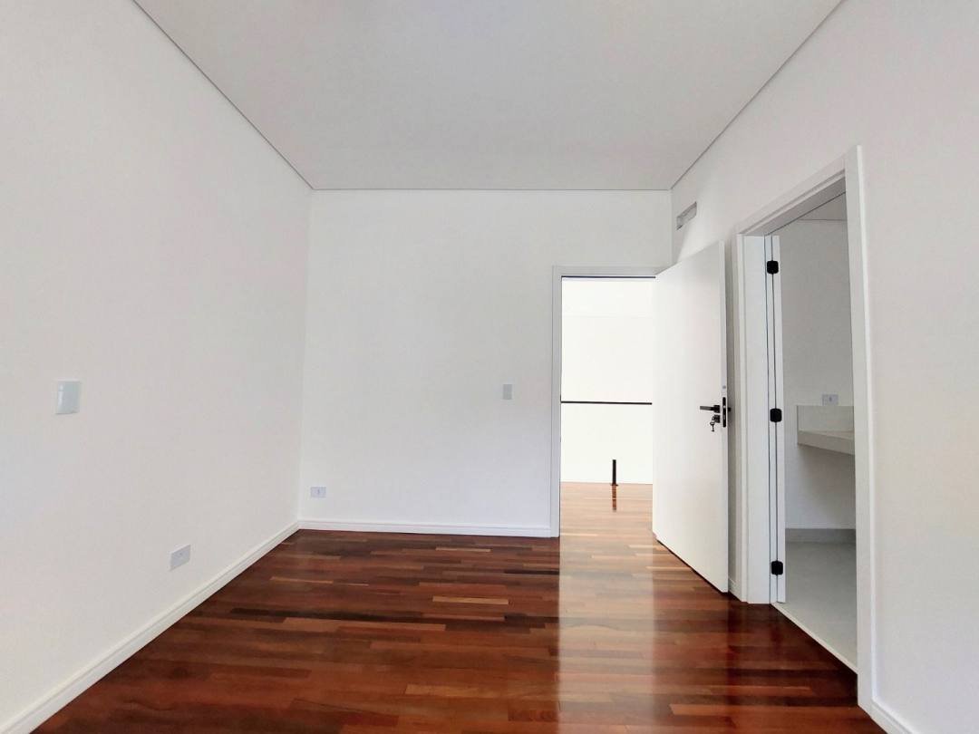 Casa de 377 m² Granja Viana, foto 41 de 71