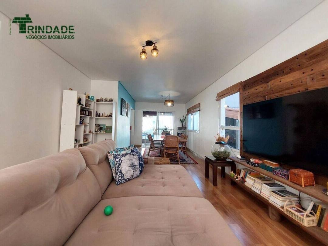 Casa com 4 dormitórios, 248 m², foto 4 de 60