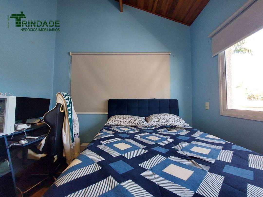 Casa com 4 dormitórios, 248 m², foto 26 de 60