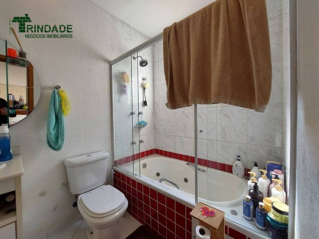 Casa com 4 dormitórios, 248 m², foto 34 de 60