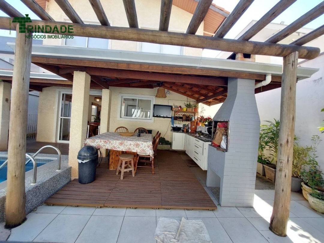 Casa com 4 dormitórios, 248 m², foto 37 de 60
