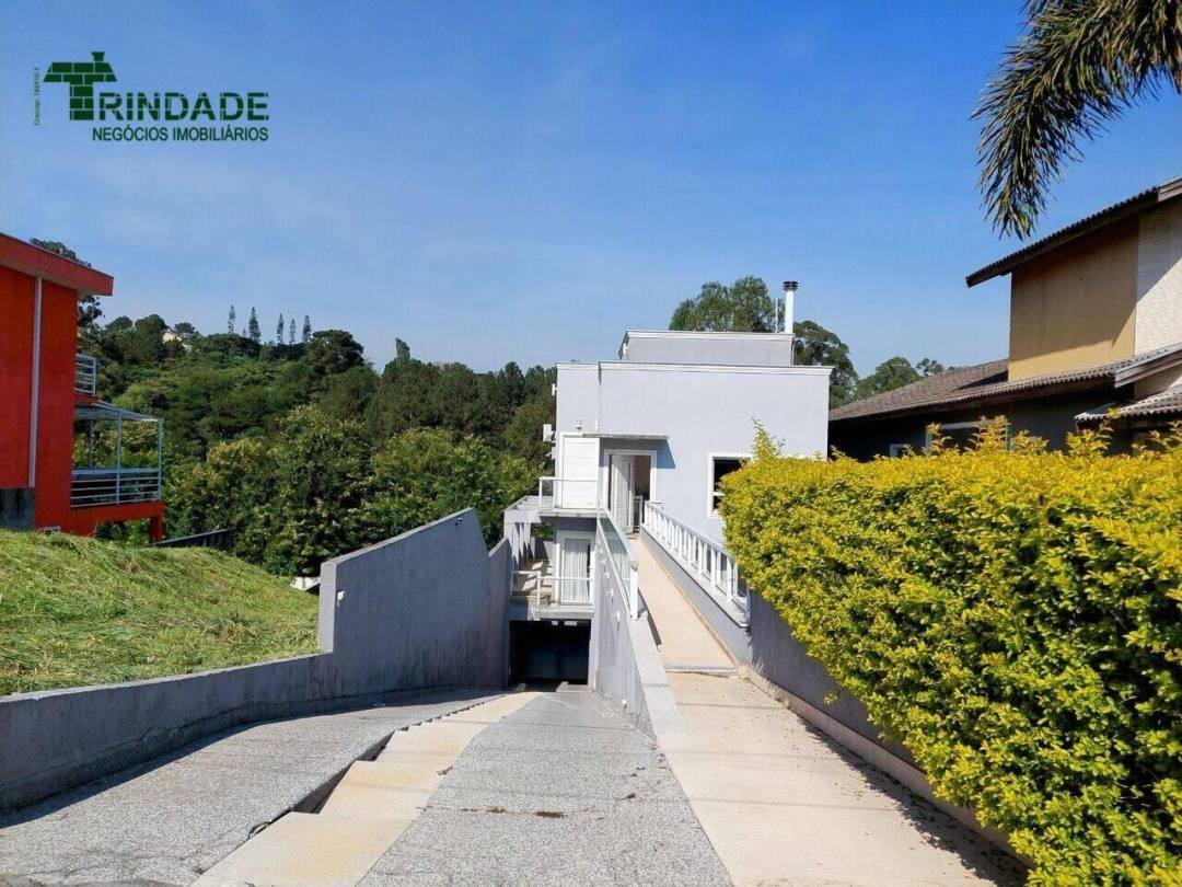 Casa com 3 dormitórios, 290 m², foto 2 de 59