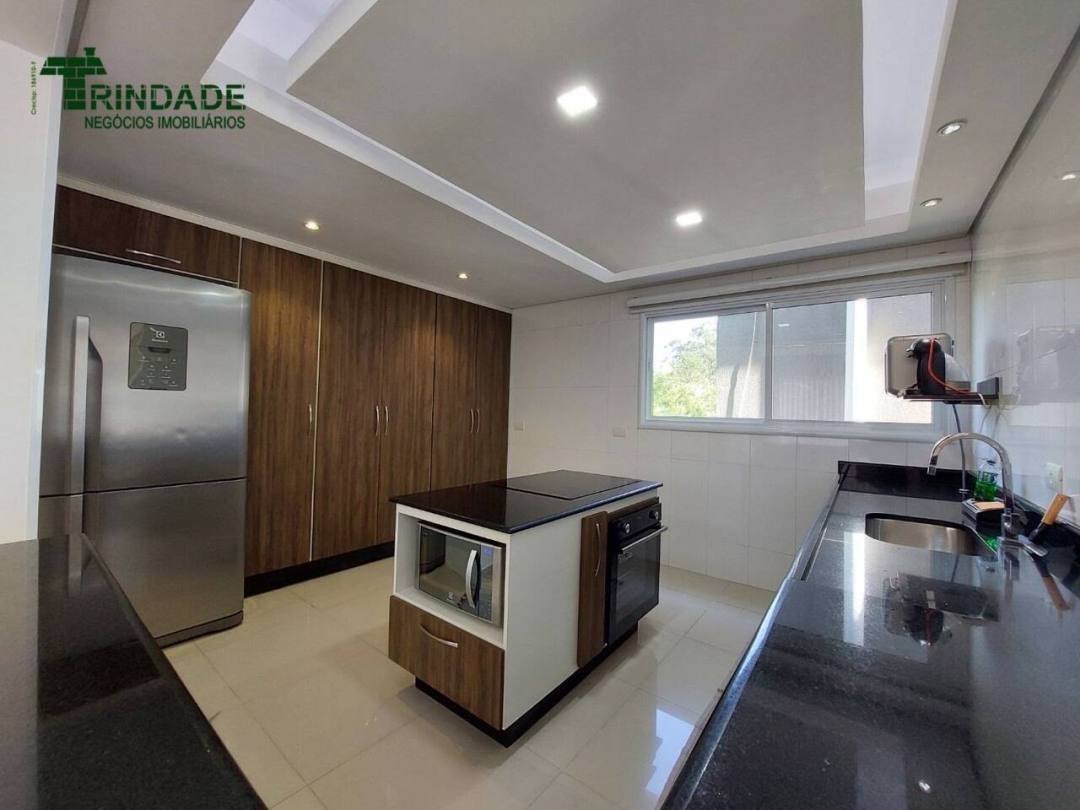 Casa com 3 dormitórios, 290 m², foto 10 de 59