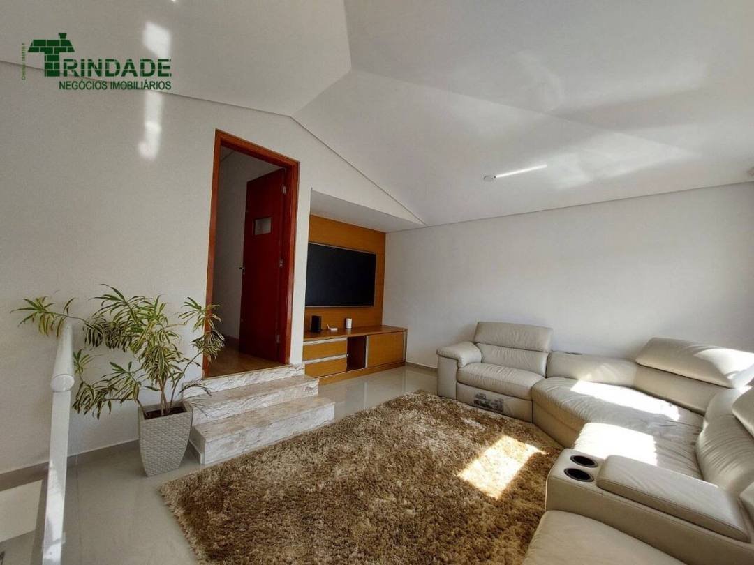 Casa com 3 dormitórios, 290 m², foto 20 de 59