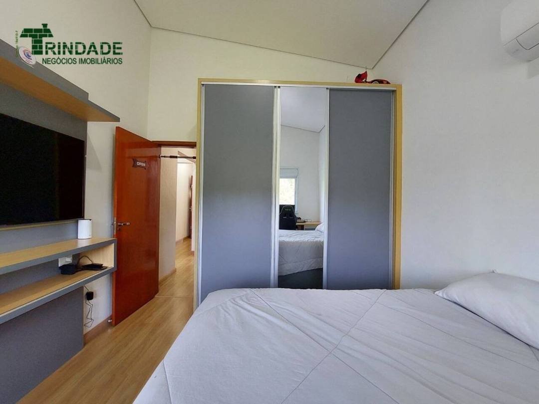 Casa com 3 dormitórios, 290 m², foto 31 de 59