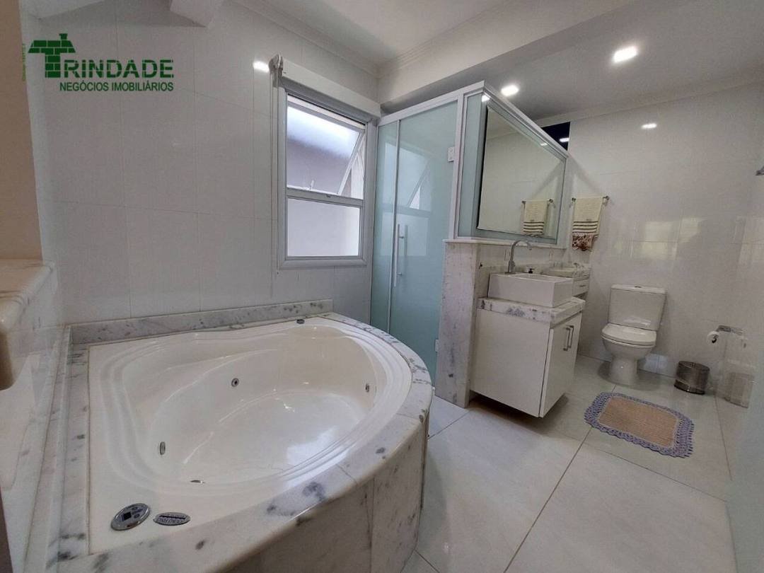 Casa com 3 dormitórios, 290 m², foto 37 de 59