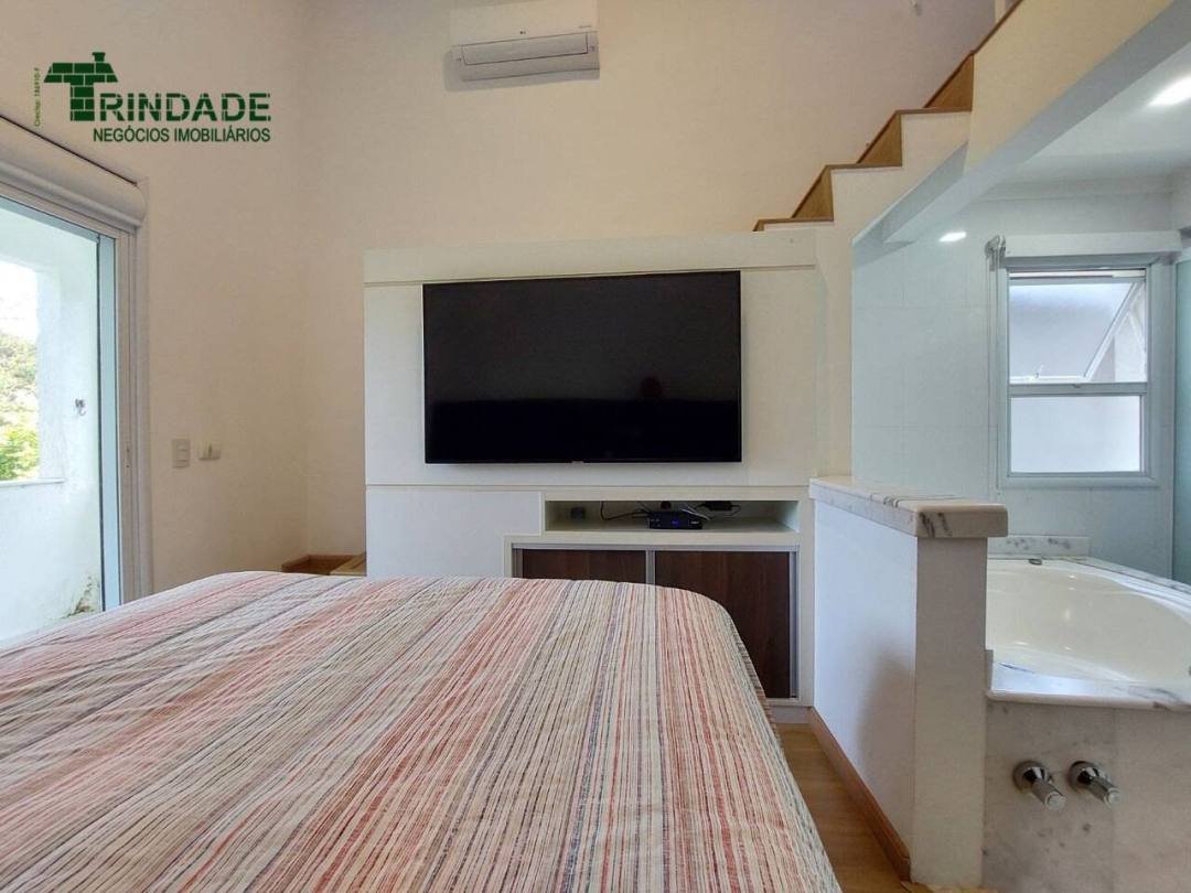 Casa com 3 dormitórios, 290 m², foto 42 de 59