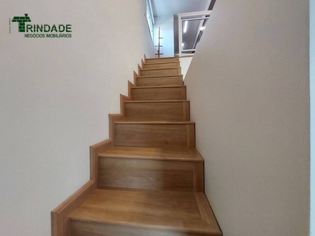 Casa com 3 dormitórios, 290 m², foto 43 de 59