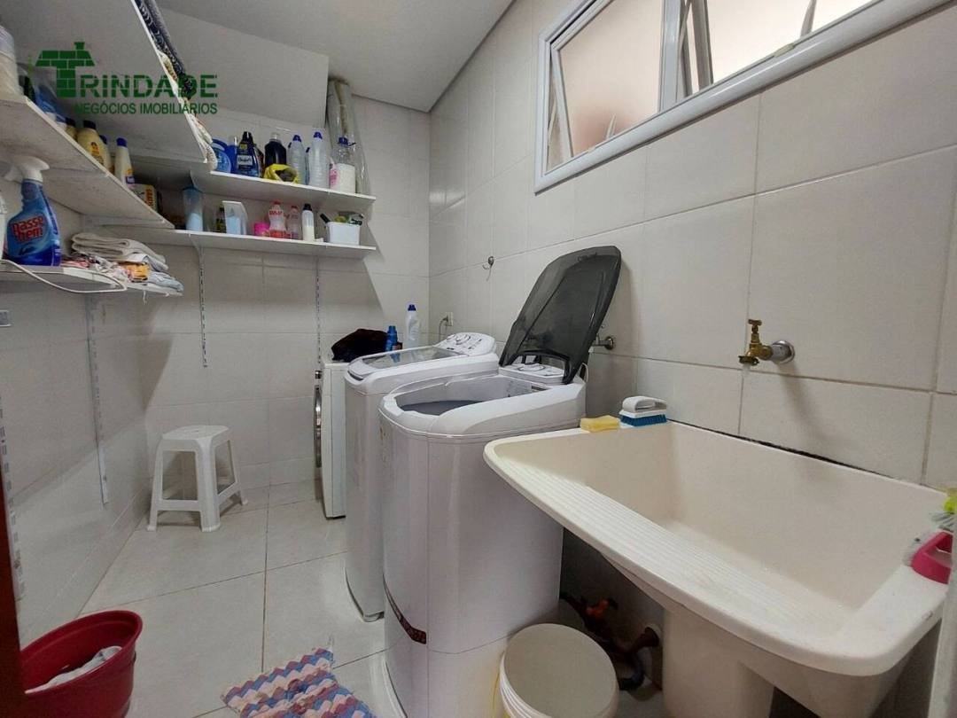 Casa com 3 dormitórios, 290 m², foto 55 de 59